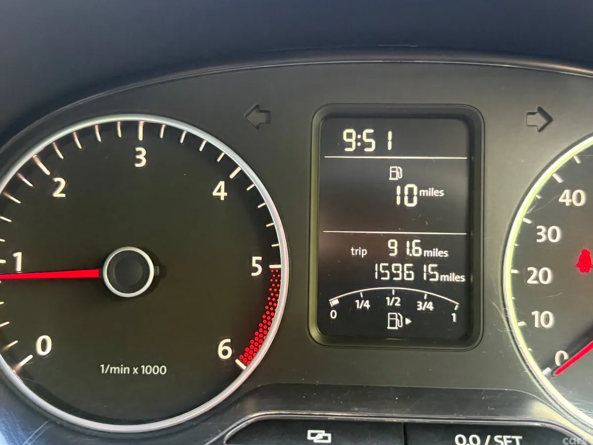 Volkswagen Polo Hatchback, Diesel, 2013, White