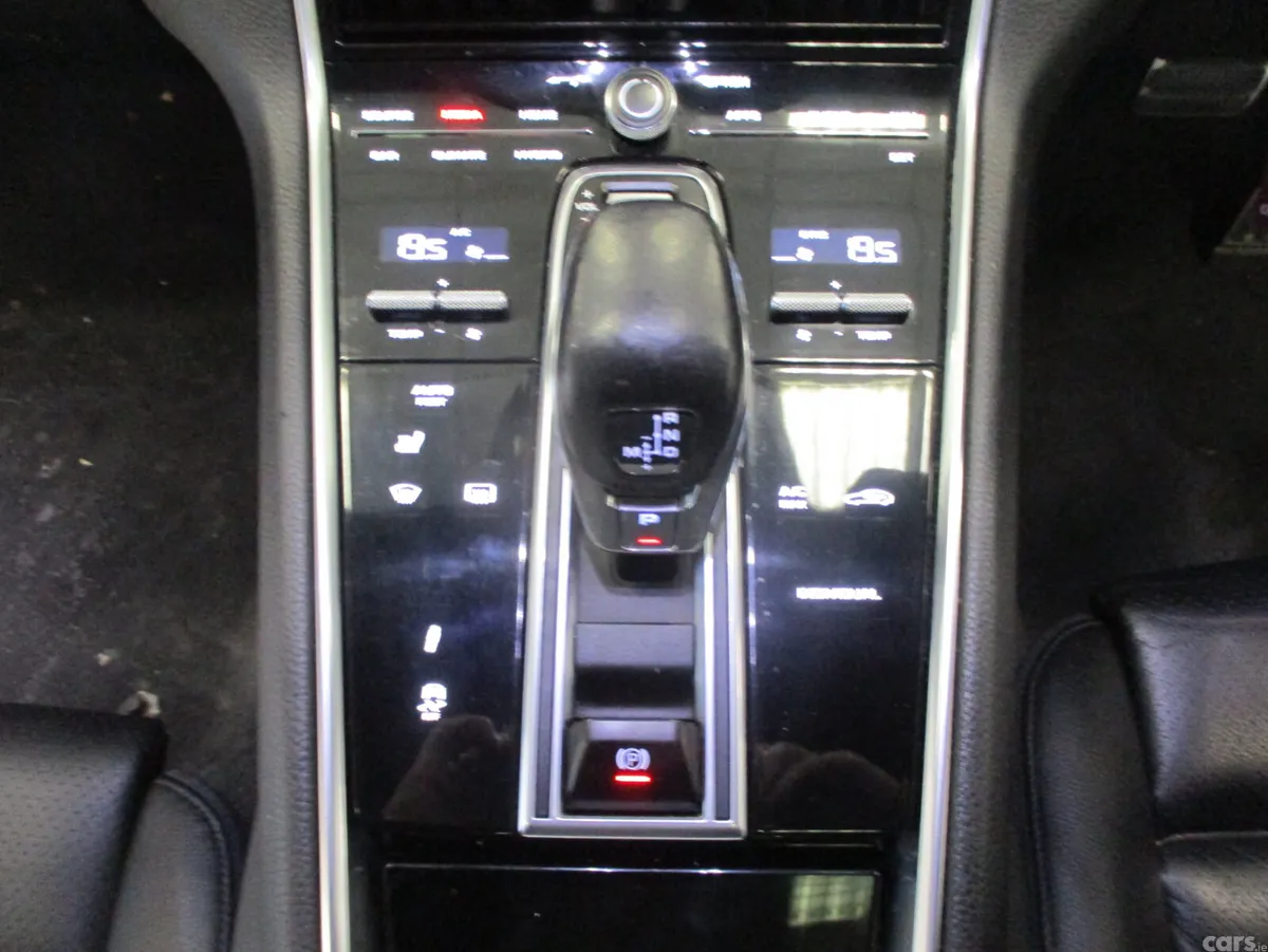 Porsche Panamera Hatchback, Petrol Plug-in Hybrid, 2017, Grey