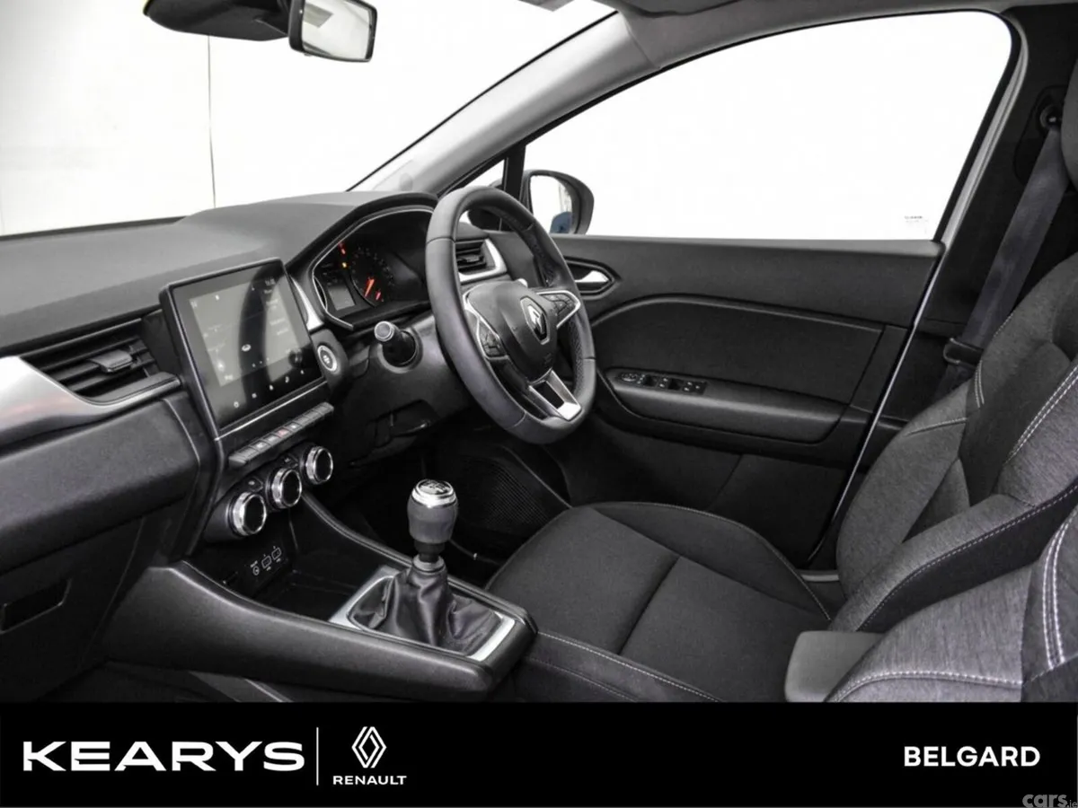 Renault Captur Hatchback, Petrol, 2020, White