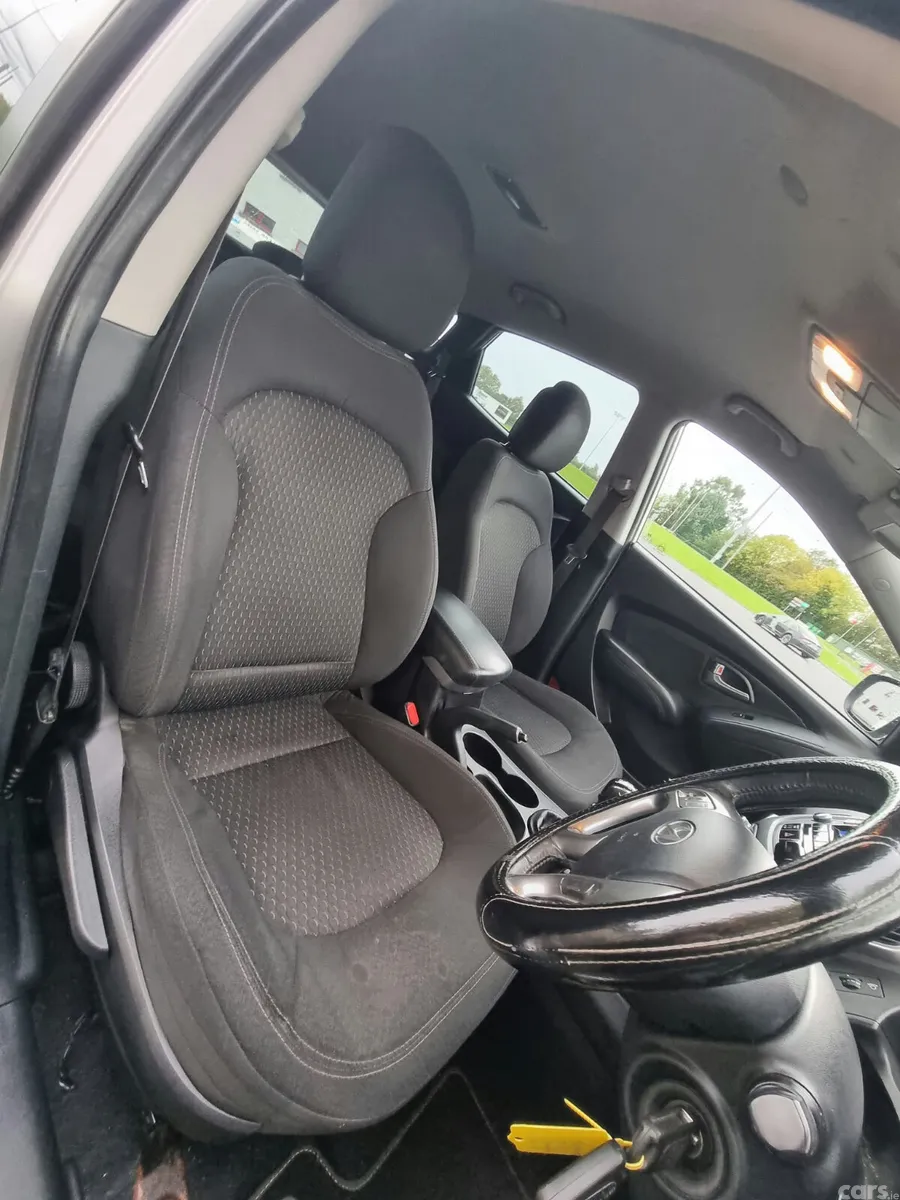 Hyundai ix35 SUV, Diesel, 2012, Silver