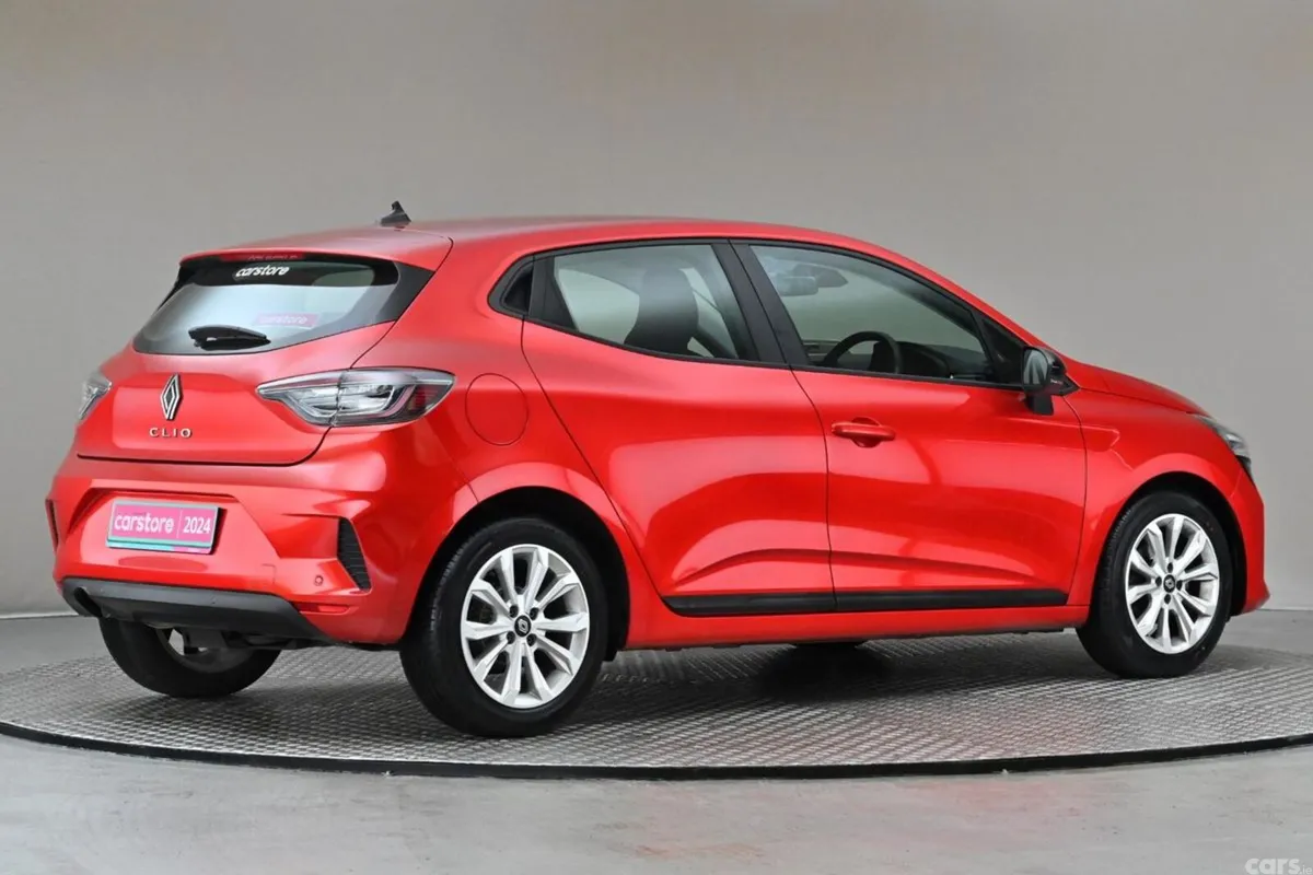 Renault Clio Hatchback, Petrol, 2024, Red