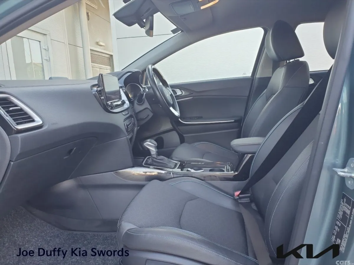 Kia XCeed Hatchback, Petrol Plug-in Hybrid, 2024, Grey