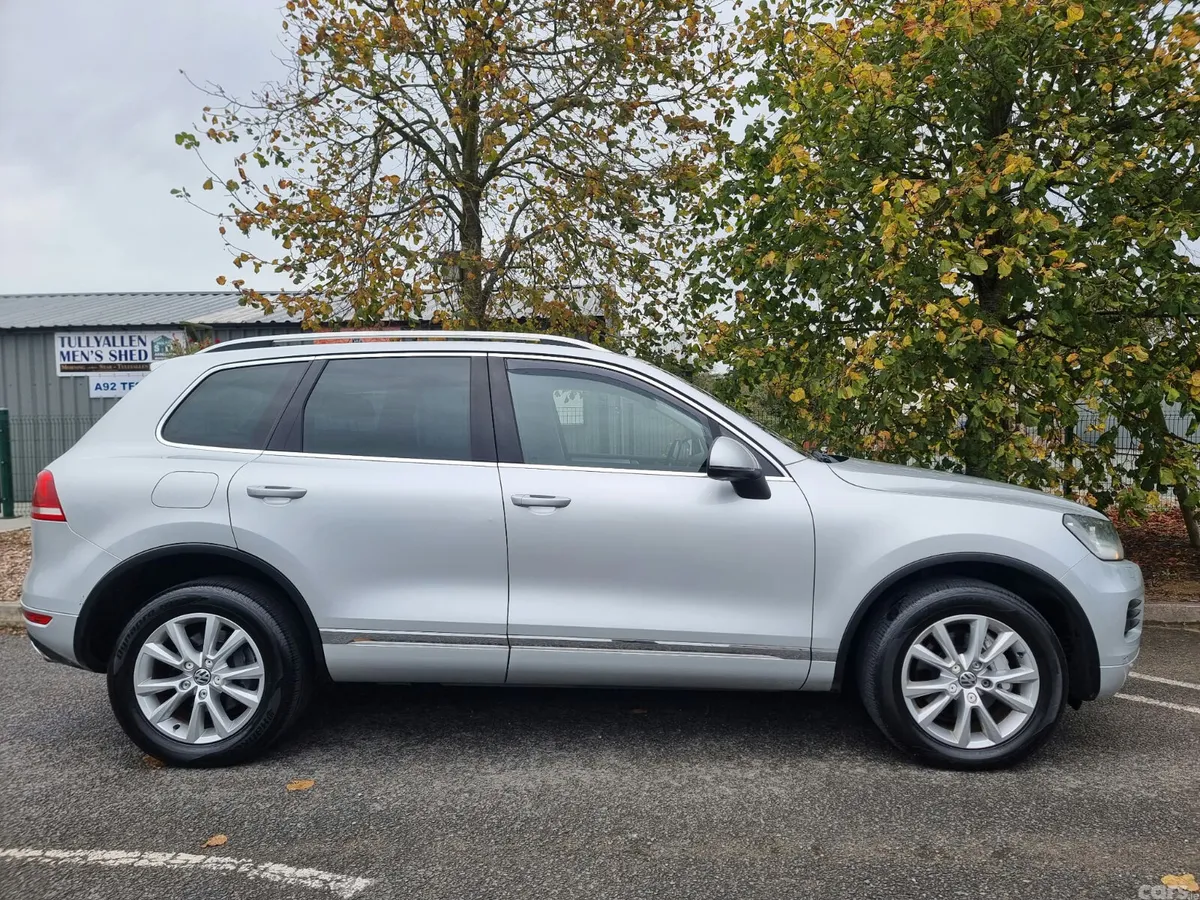 Volkswagen Touareg SUV, Diesel, 2013, Silver