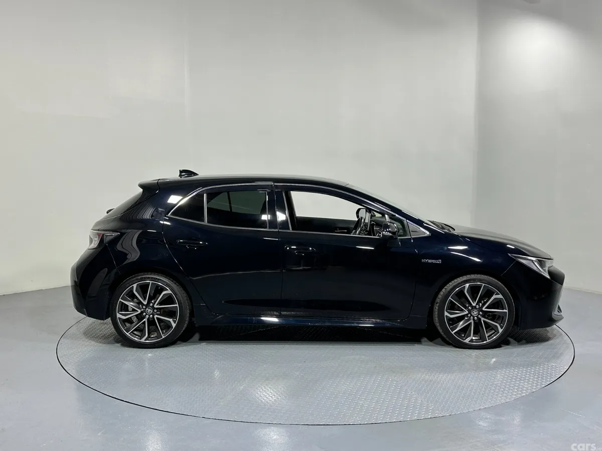 Toyota Corolla Hatchback, Petrol Hybrid, 2020, Blue