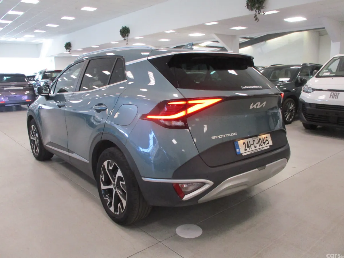 Kia Sportage SUV, Diesel, 2024, Green