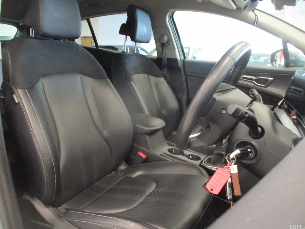 Kia Sportage SUV, Diesel, 2024, Green