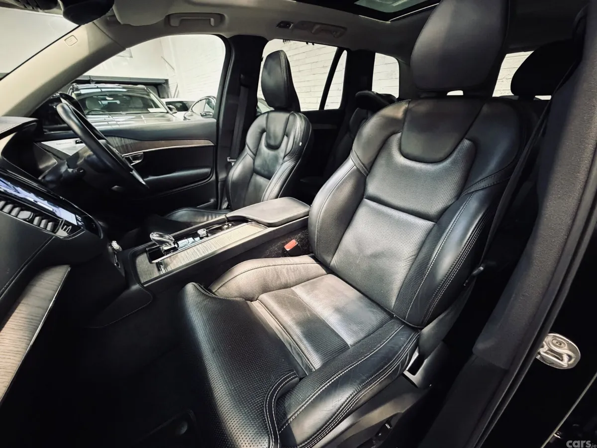 Volvo XC90 SUV, Petrol Plug-in Hybrid, 2022, Black