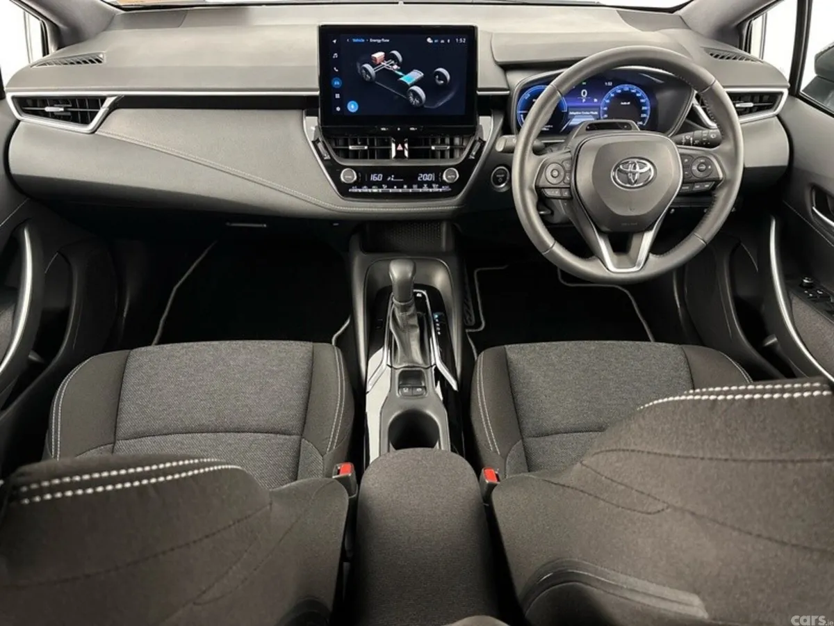 Toyota Corolla Hatchback, Petrol Hybrid, 2027, Silver