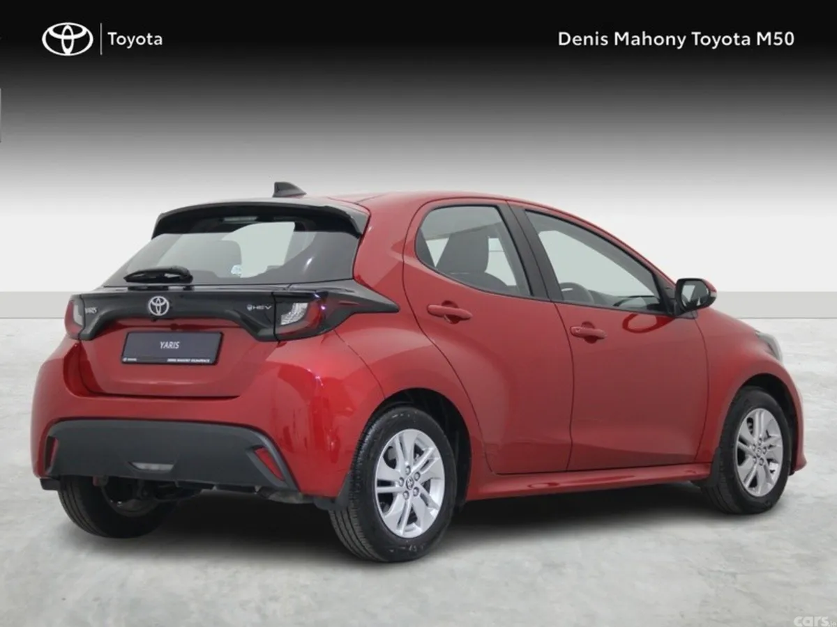 Toyota Yaris Hatchback, 2027, Red