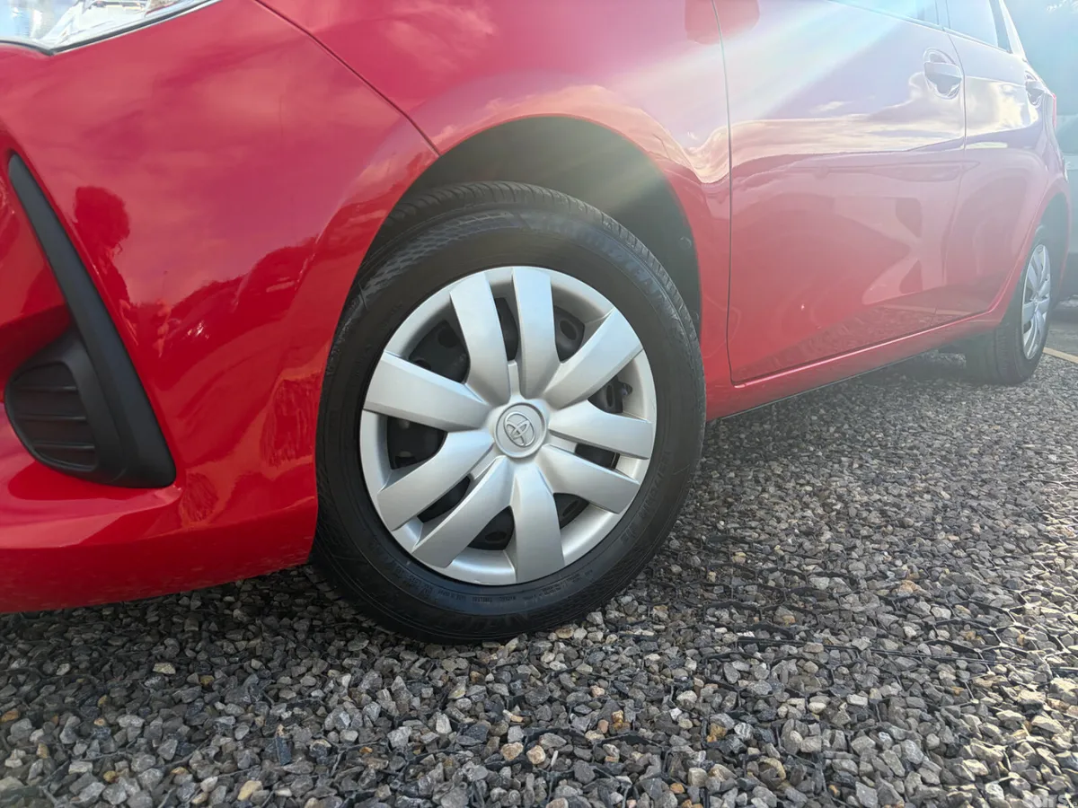 Toyota Vitz Hatchback, Petrol, 2017, Red