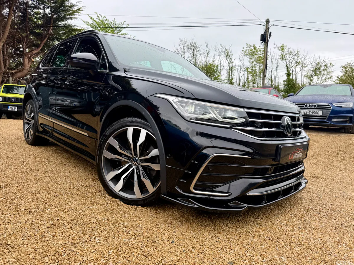 Volkswagen Tiguan SUV, Petrol Plug-in Hybrid, 2023, Black