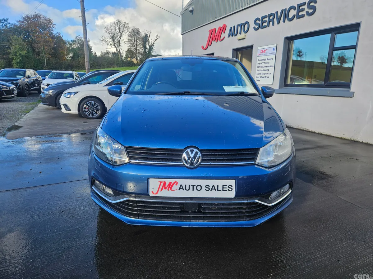 Volkswagen Polo Hatchback, Petrol, 2017, Blue