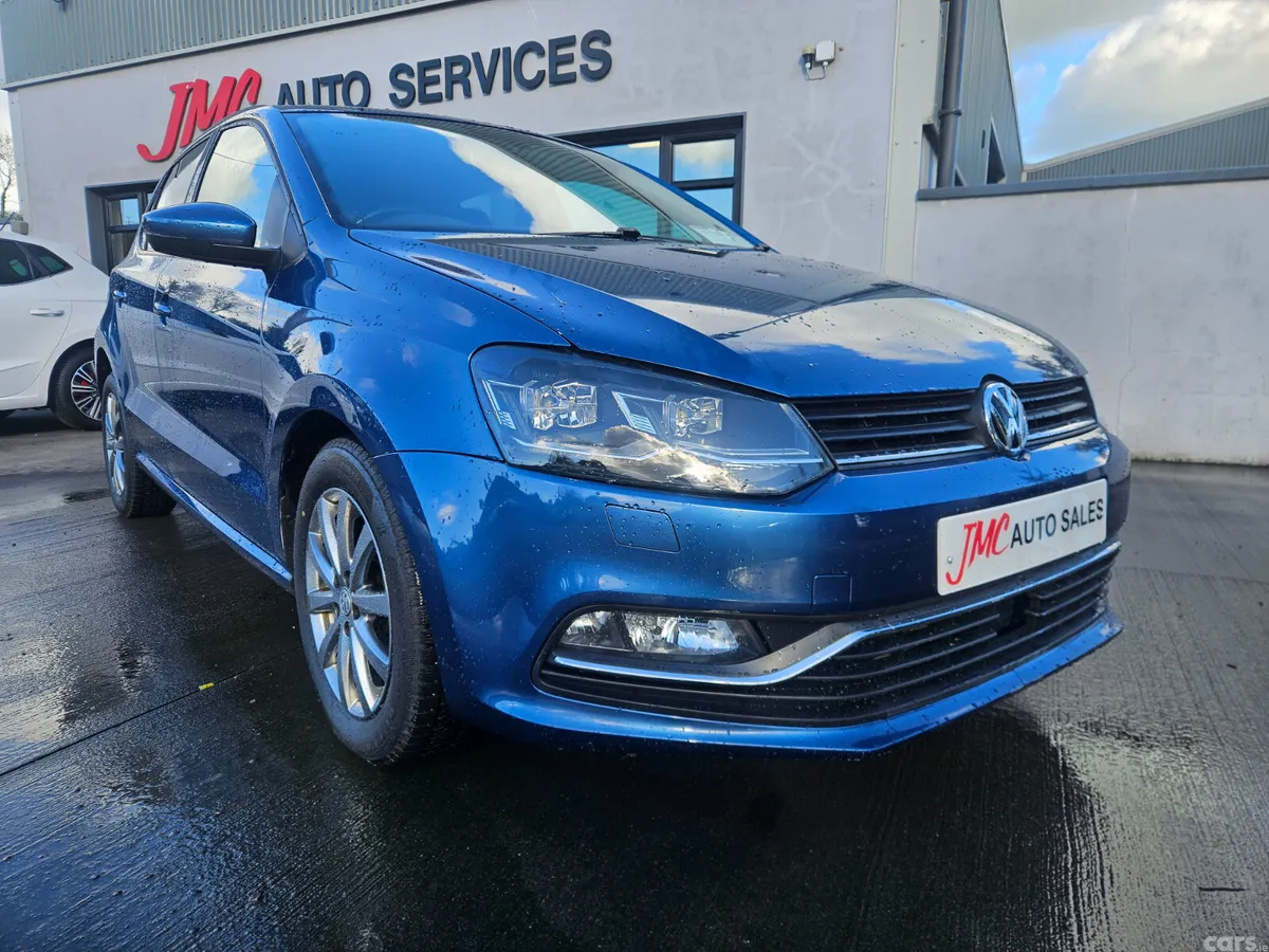 Volkswagen Polo Hatchback, Petrol, 2017, Blue