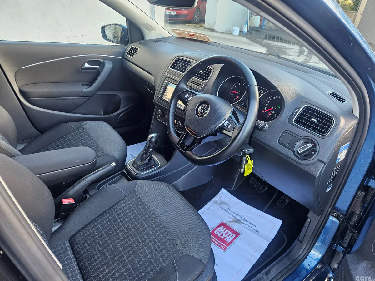Volkswagen Polo Hatchback, Petrol, 2017, Blue