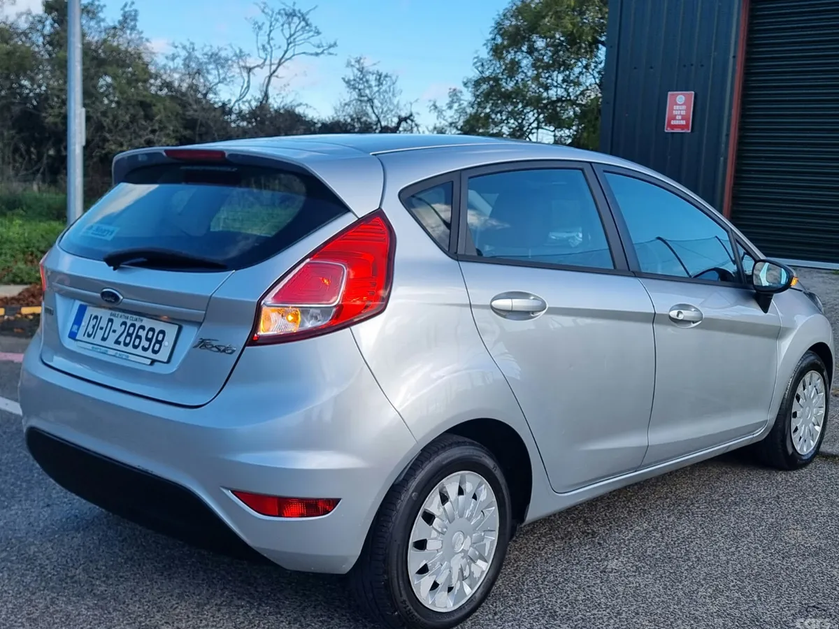 Ford Fiesta Hatchback, Diesel, 2013, Silver