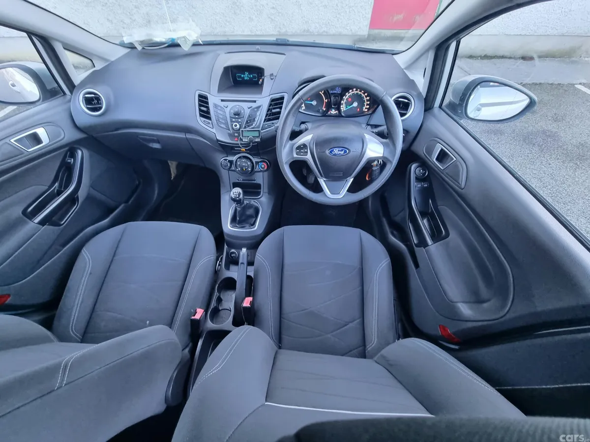 Ford Fiesta Hatchback, Diesel, 2013, Silver