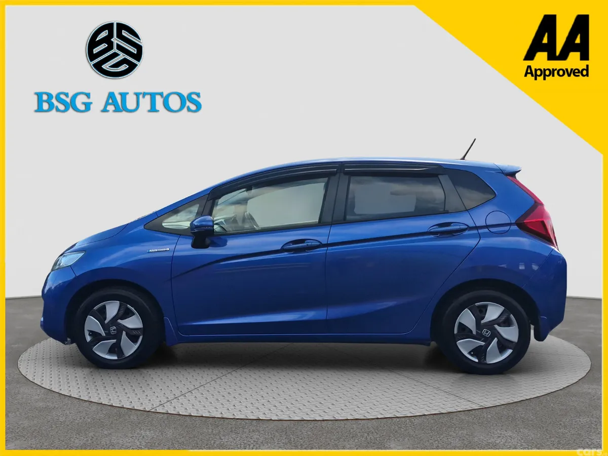 Honda Fit Hatchback, Petrol Hybrid, 2015, Blue