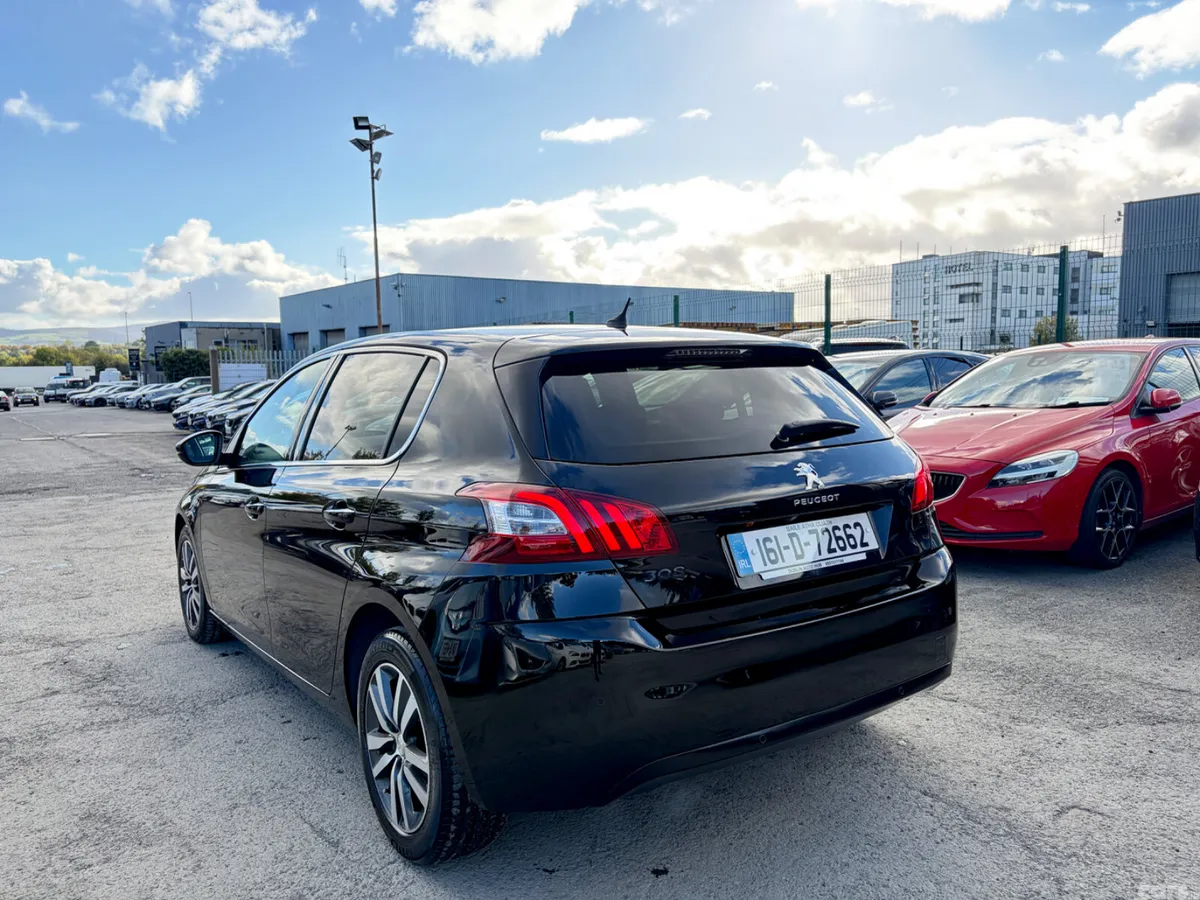Peugeot 308 Hatchback, Petrol, 2016, Black