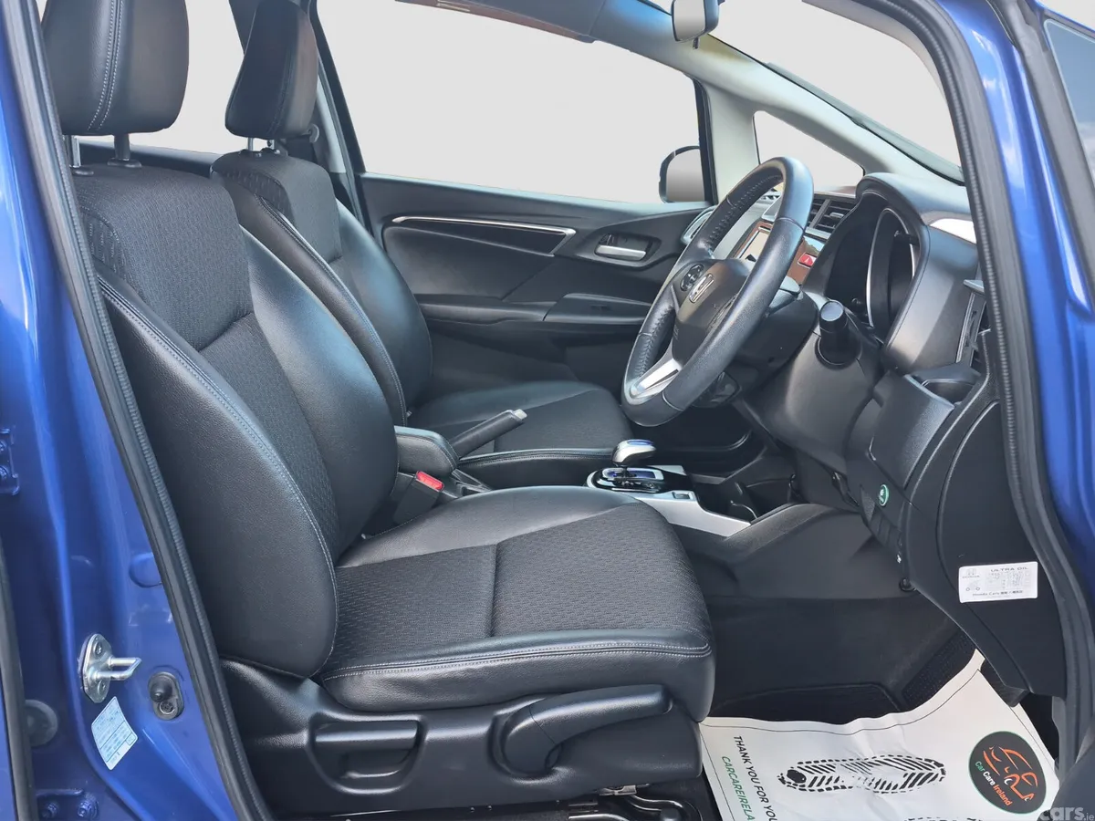 Honda Fit Hatchback, Petrol Hybrid, 2015, Blue