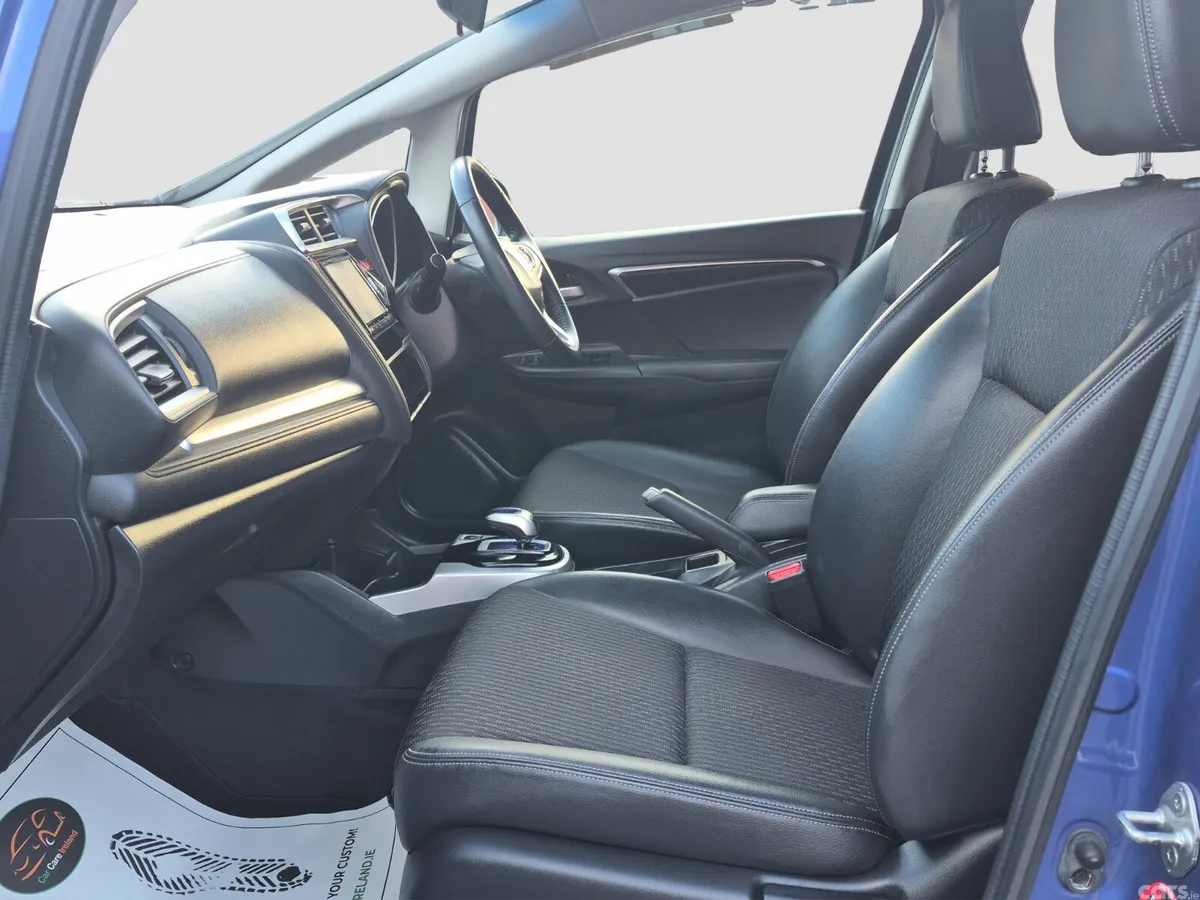 Honda Fit Hatchback, Petrol Hybrid, 2015, Blue