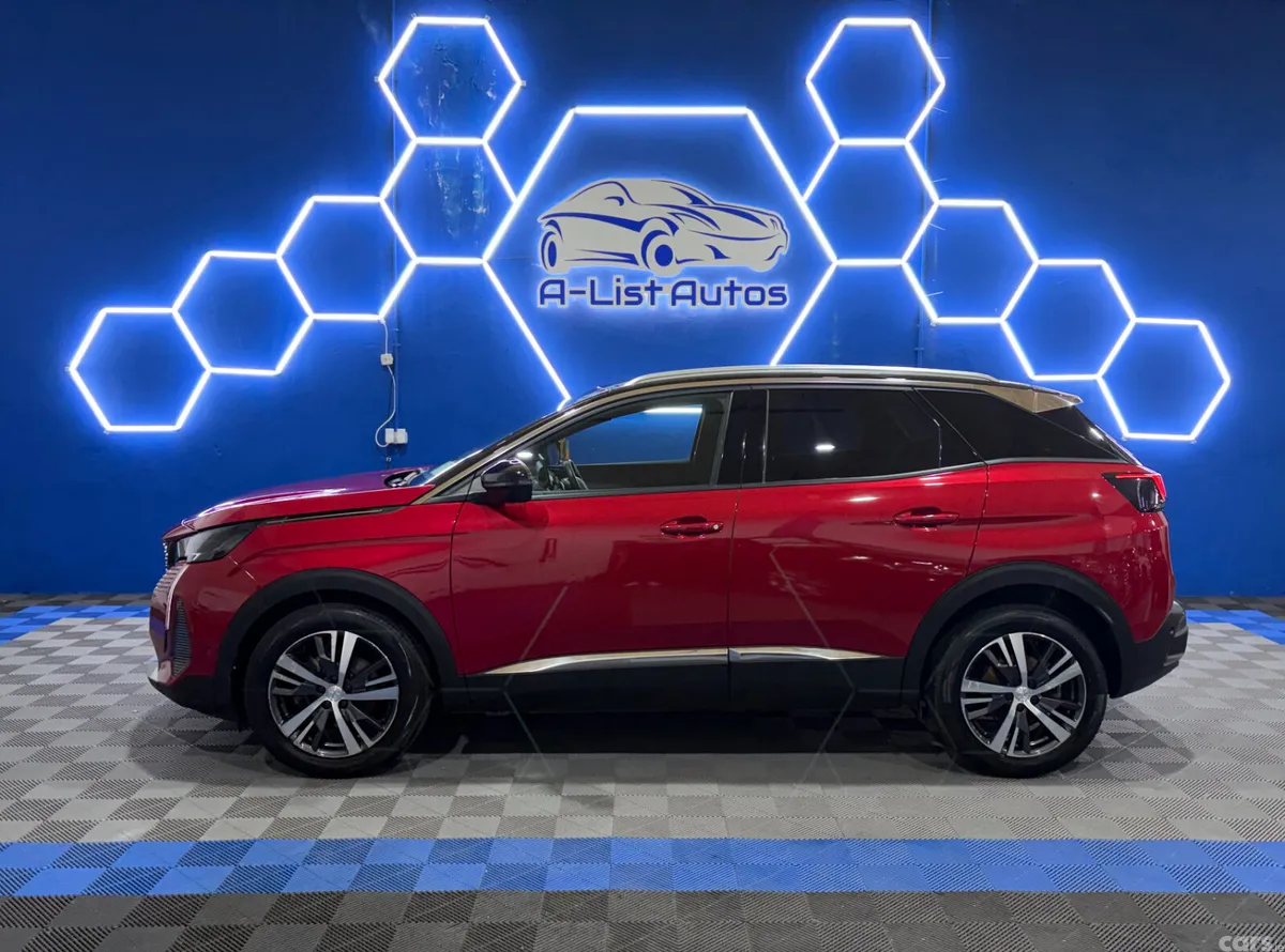 Peugeot 3008 MPV, Diesel, 2024, Red