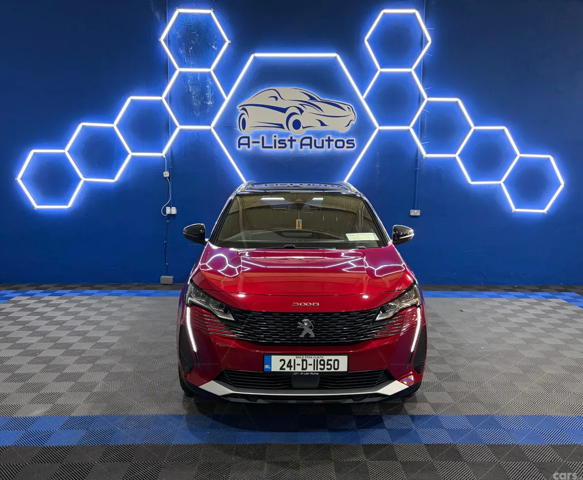 Peugeot 3008 MPV, Diesel, 2024, Red