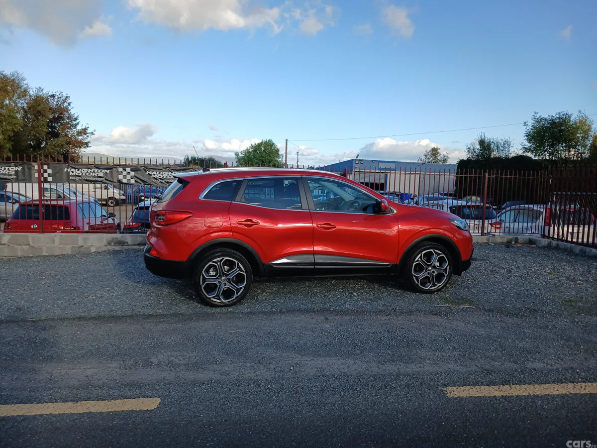 Renault Kadjar SUV, Diesel, 2018, Red