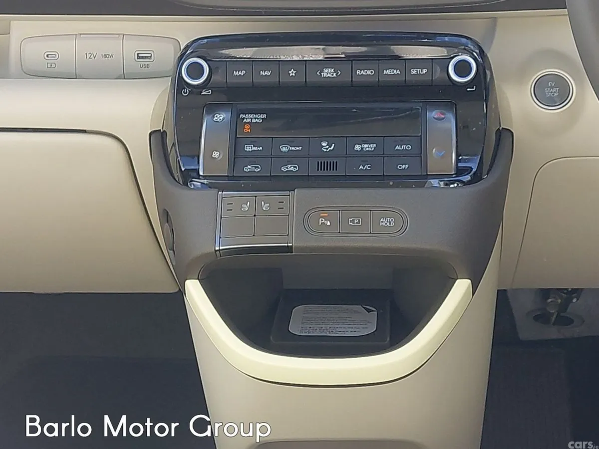 Hyundai INSTER SUV, Electric, 2027, White