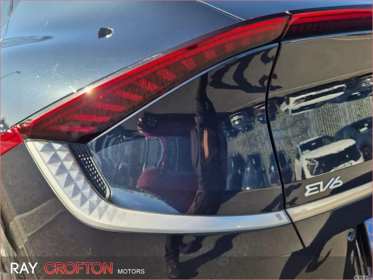 Kia EV6 MPV, Electric, 2023, Blue