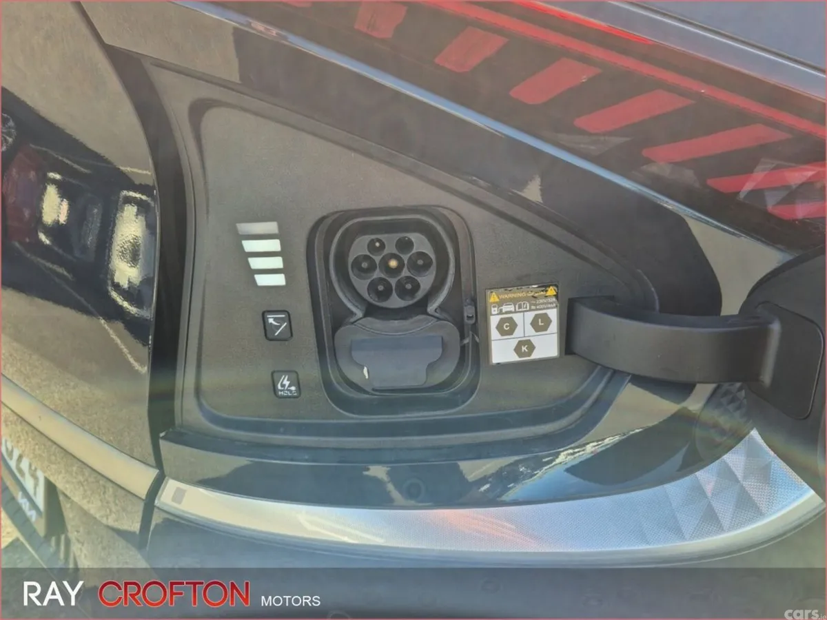 Kia EV6 MPV, Electric, 2023, Blue