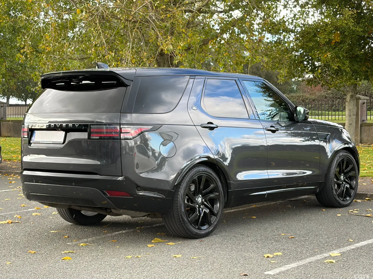 Land Rover Discovery SUV, Diesel, 2023, Grey