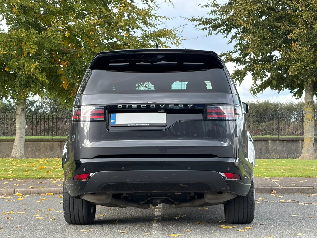 Land Rover Discovery SUV, Diesel, 2023, Grey