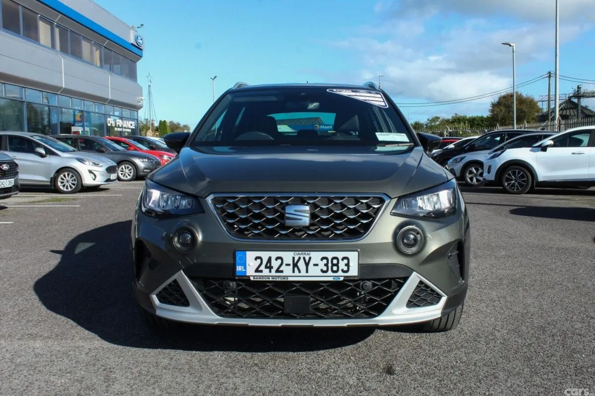SEAT Arona SUV, Petrol, 2024, Green