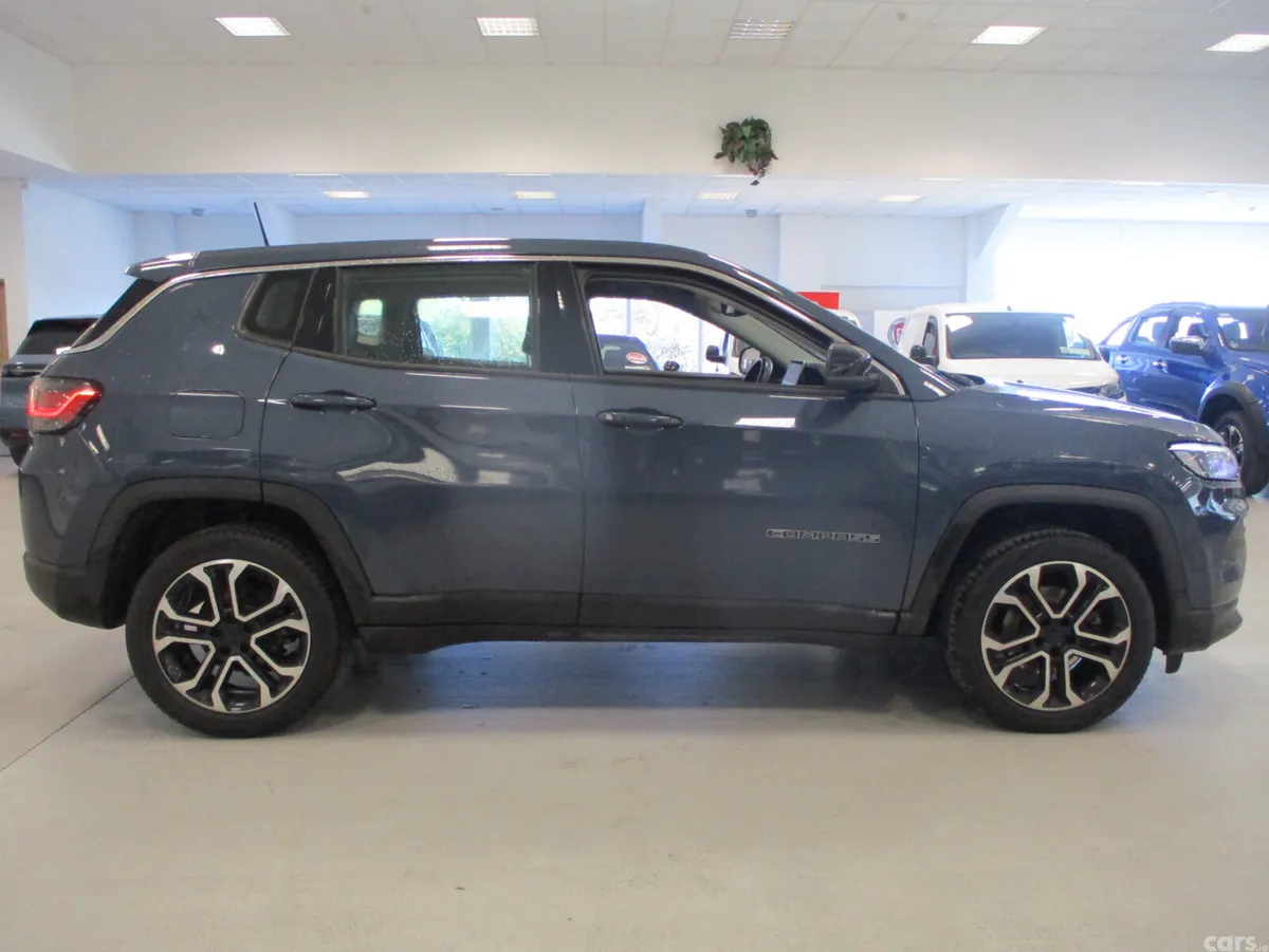 Jeep Compass SUV, Petrol, 2025, Blue