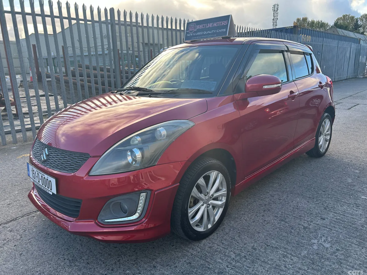 Suzuki Swift Hatchback, Petrol, 2015, Red