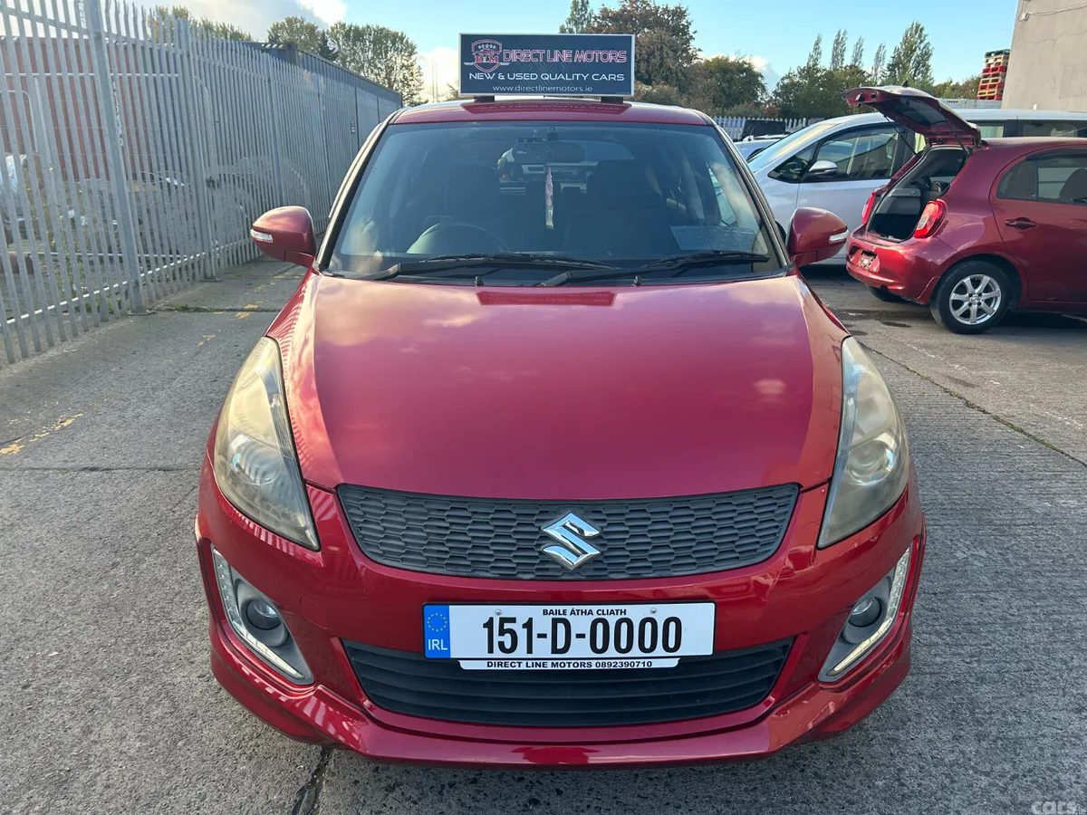 Suzuki Swift Hatchback, Petrol, 2015, Red