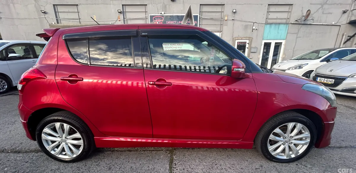 Suzuki Swift Hatchback, Petrol, 2015, Red