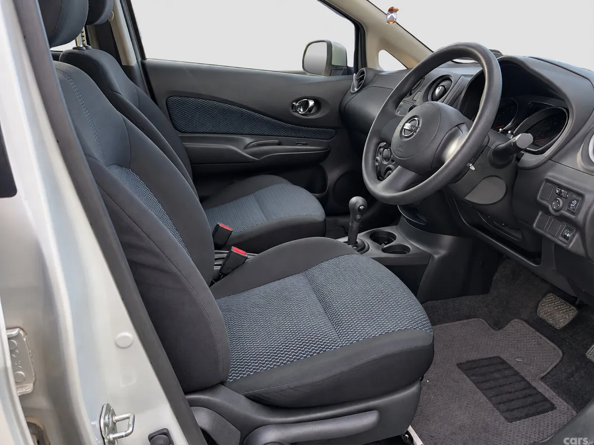 Nissan Note MPV, Petrol, 2013, Silver