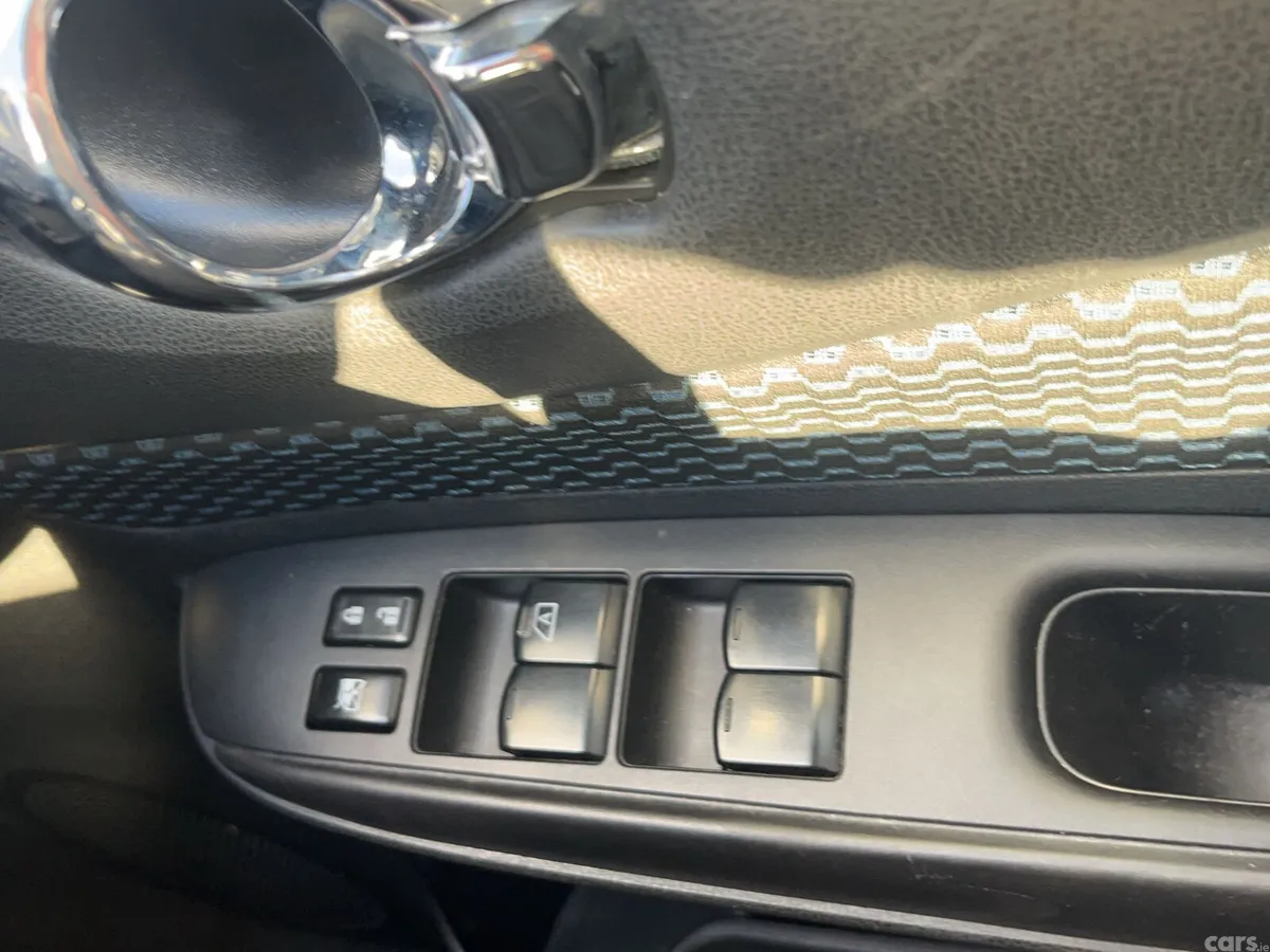 Nissan Note MPV, Petrol, 2013, Silver