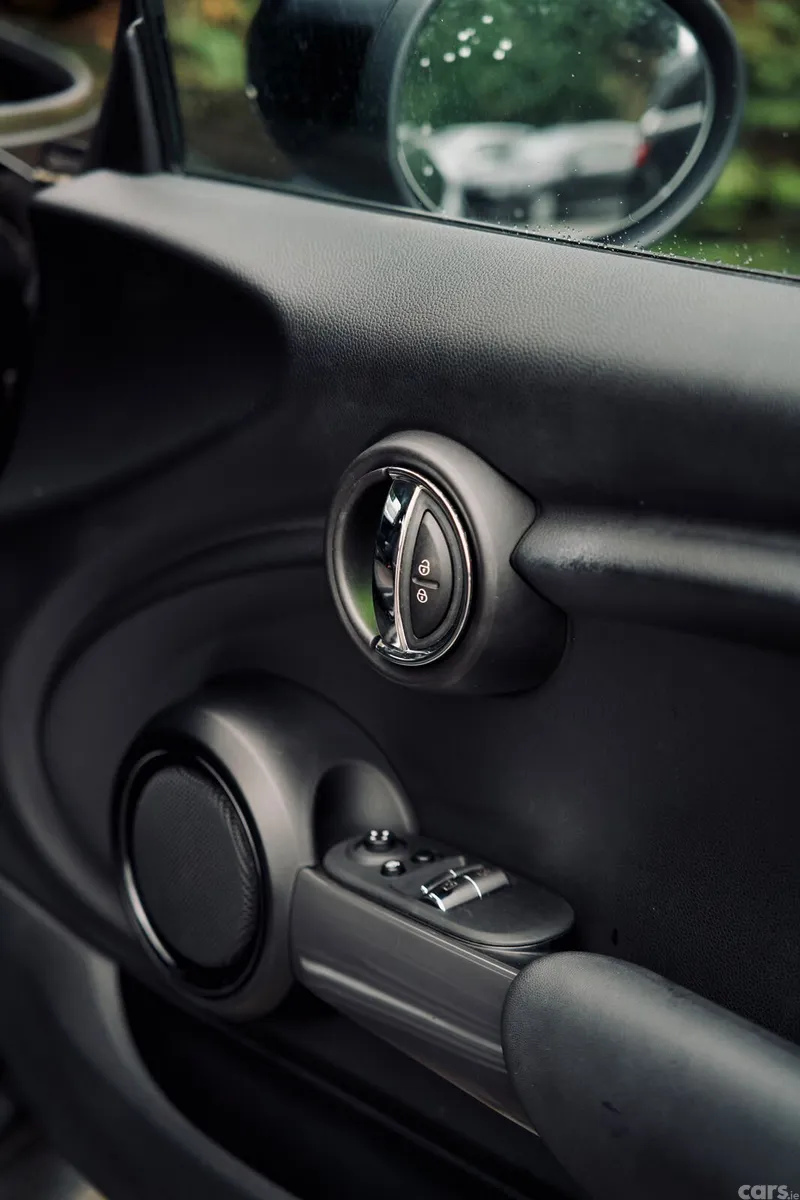 Mini Cooper SUV, Diesel, 2021, Black