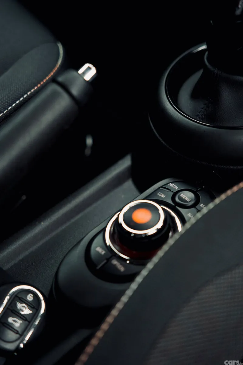 Mini Cooper SUV, Diesel, 2021, Black