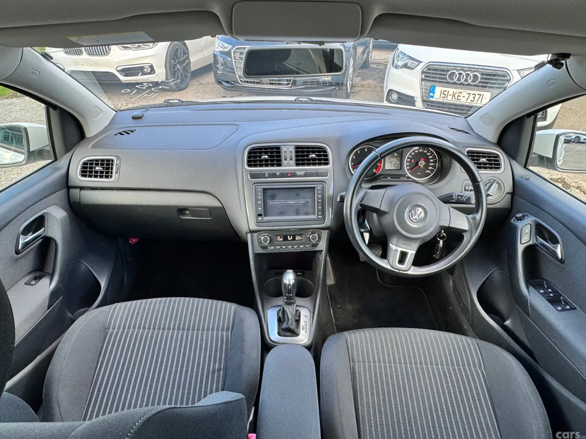 Volkswagen Polo Hatchback, Petrol, 2013, White