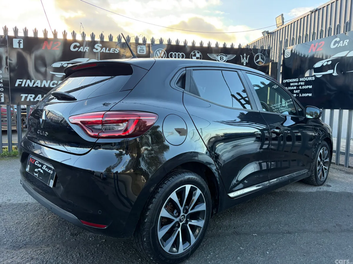 Renault Clio Hatchback, Petrol, 2021, Black