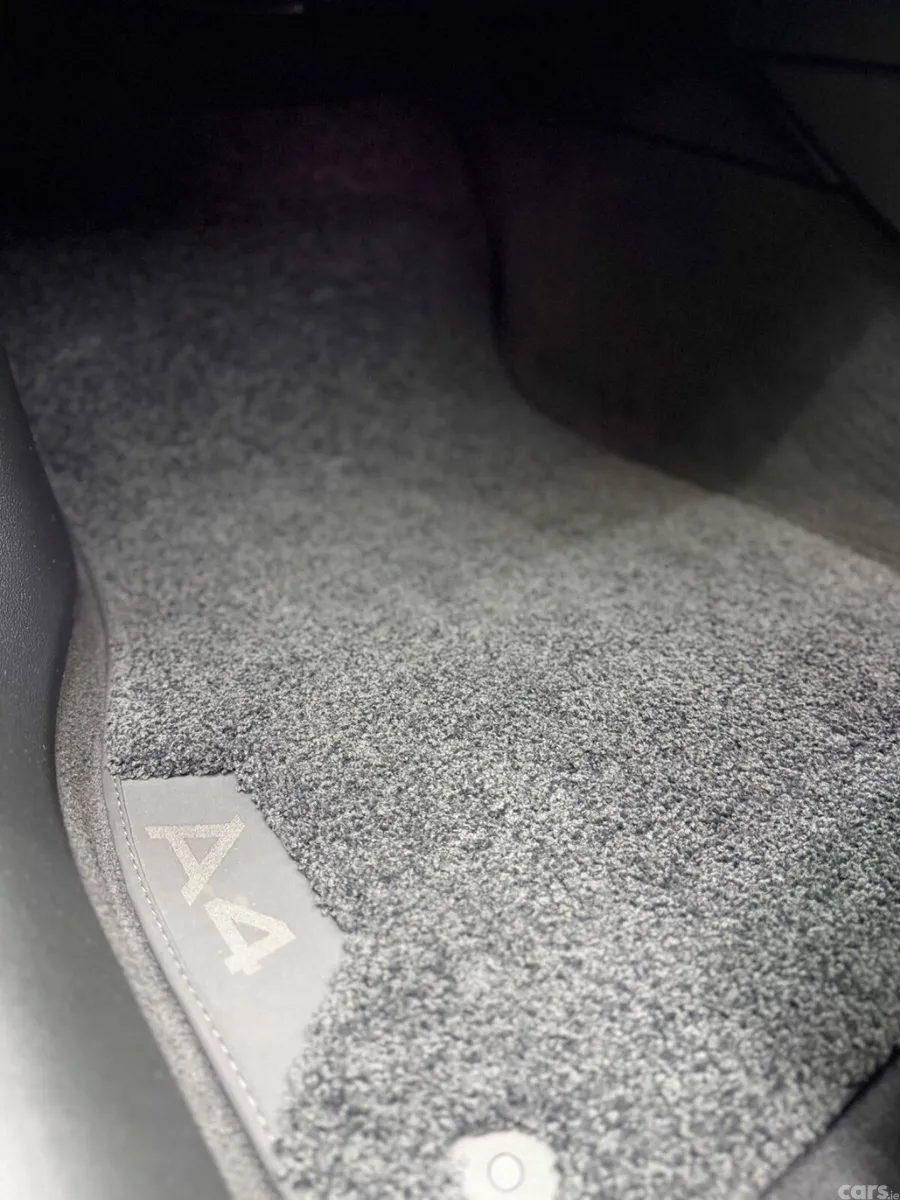 Audi A4 Estate, Petrol, 2019, Red