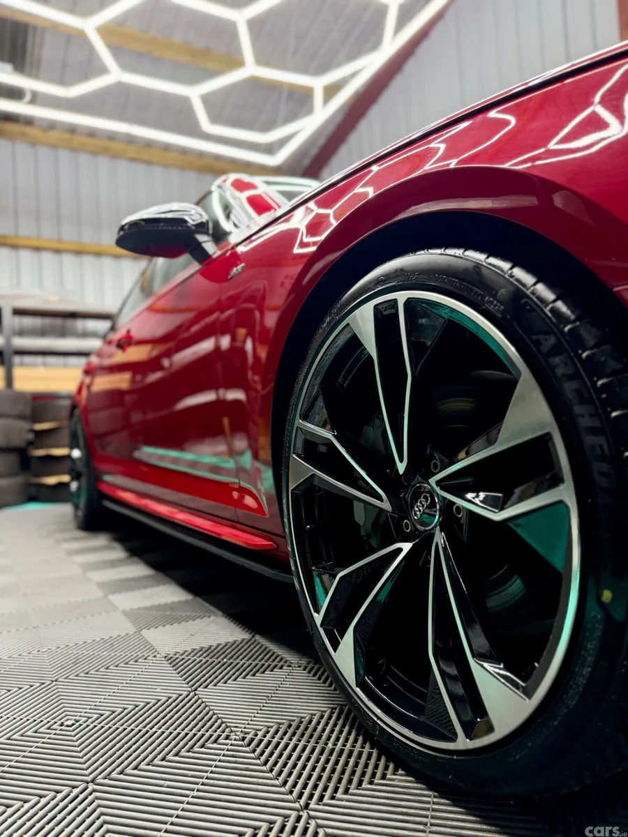 Audi A4 Estate, Petrol, 2019, Red