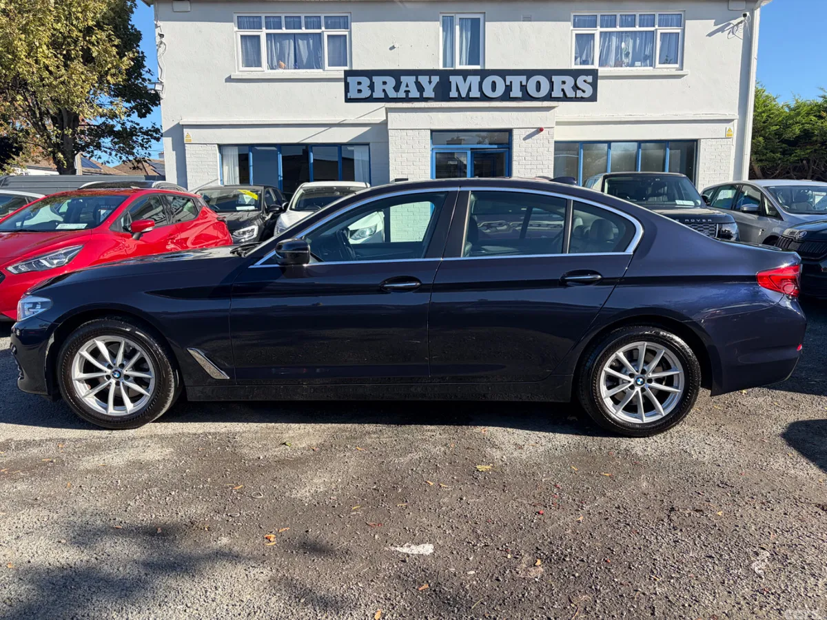 BMW 5-Series Saloon, Diesel, 2017, Blue