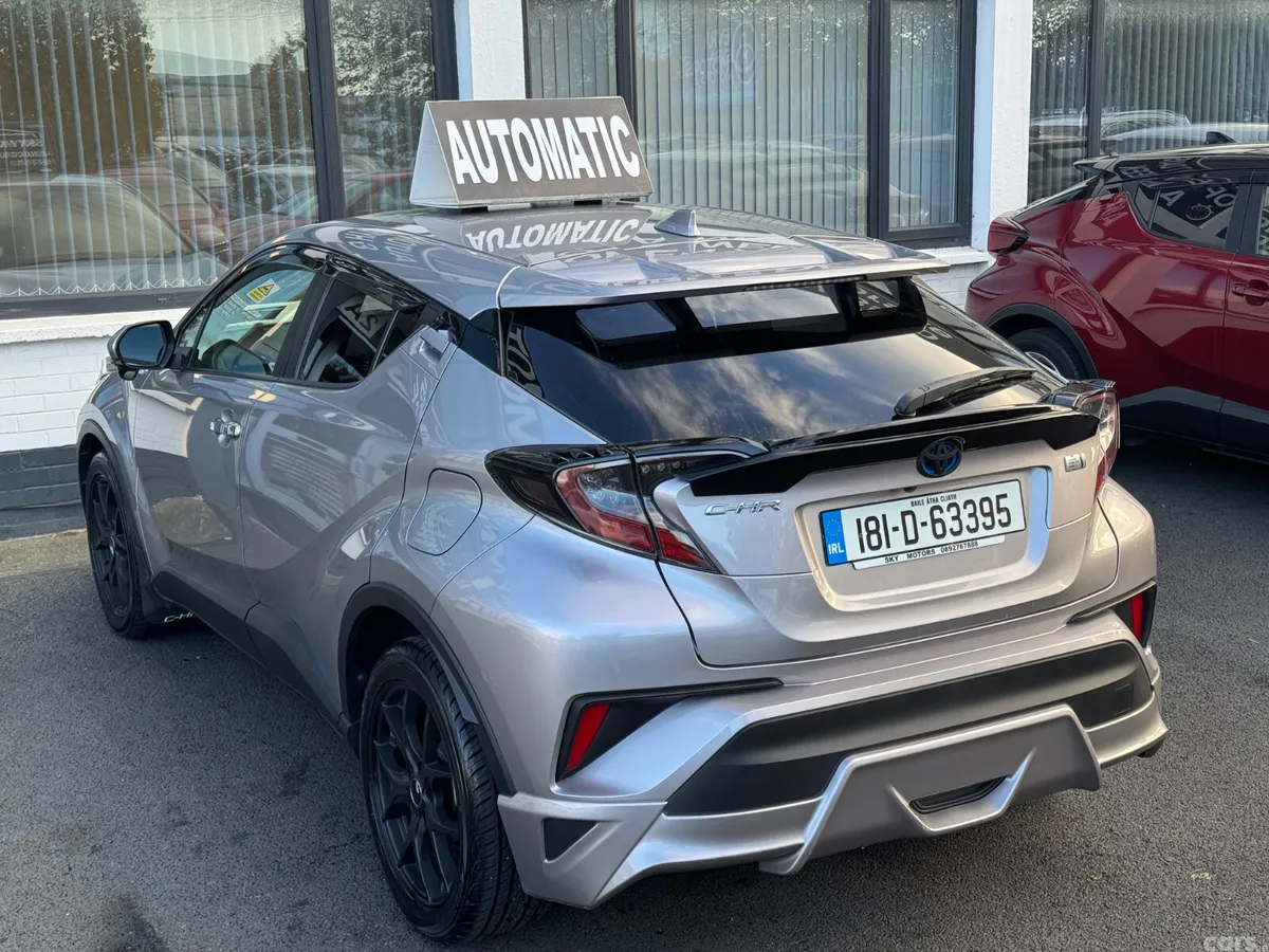 Toyota C-HR SUV, Petrol Hybrid, 2018, Silver