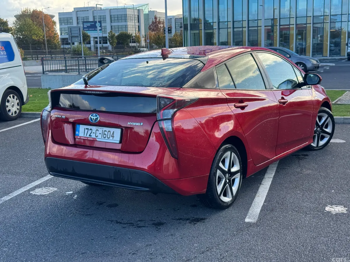 Toyota Prius Hatchback, Petrol Hybrid, 2017, Red