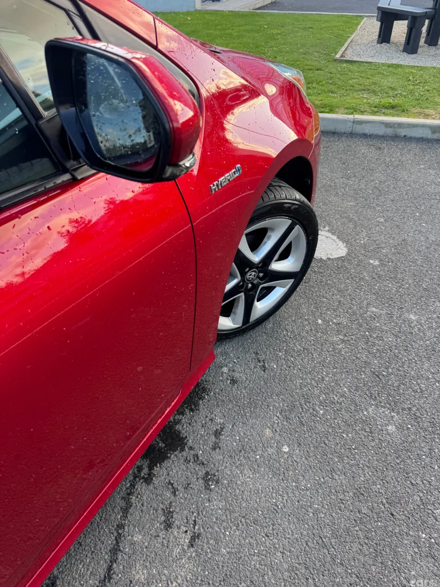 Toyota Prius Hatchback, Petrol Hybrid, 2017, Red