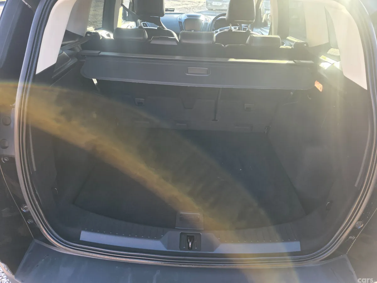 Ford Kuga SUV, Diesel, 2016, Black